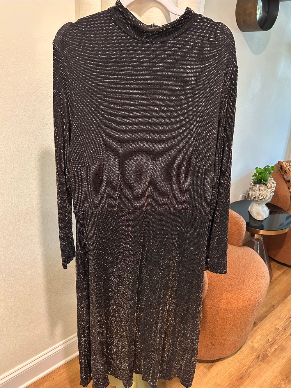 H&M Black Metallic Long-Sleeve Midi Dress. Knit plus size